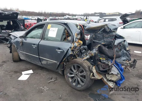 2009 Hyundai Sonata Limited from USA, damaged, VIN 5NPEU46C39H413002